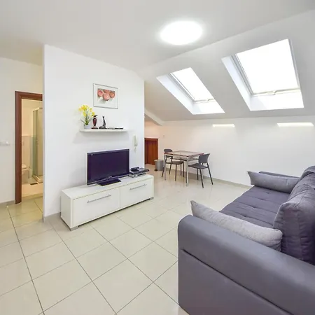 Jasmina-3 By Interhome