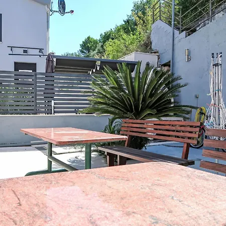 דירה Jasmina-3 By Interhome *