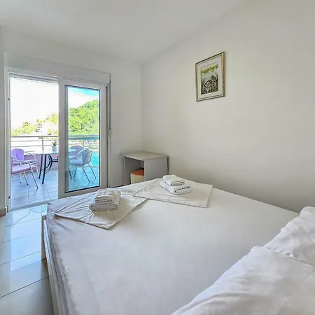 Apartment Jasmina-3 By Interhome Blace